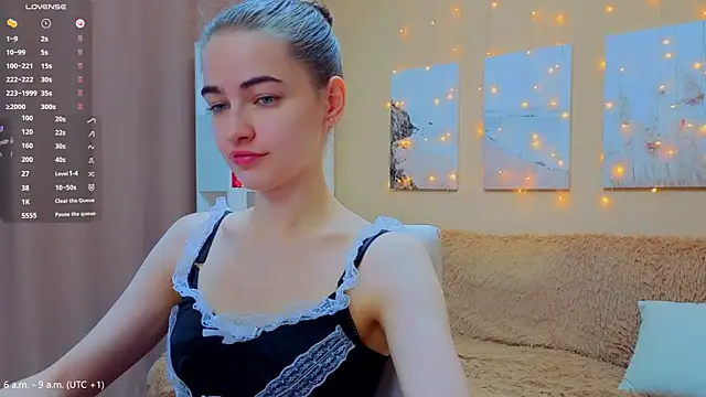 AstoriyaNight online show from April 12, 2026, 4:17 am