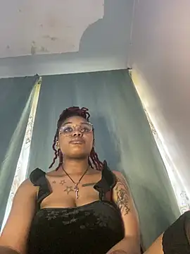 Cherrytowild online show from March 7, 2025, 9:29 am