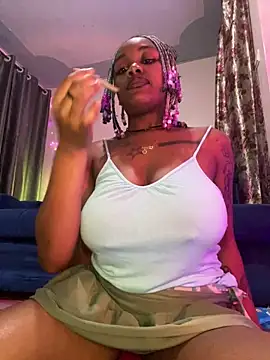 Cherrytowild online show from September 19, 2025, 5:20 am