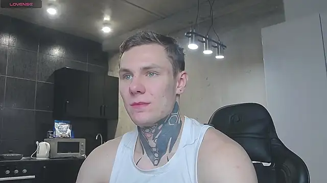 Snapshot of Lechery_boy chatting on January 12, 2025, 1:05 pm Lechery boy online show from January 12, 2025, 1:05 pm