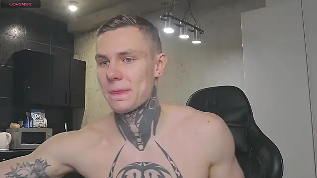 Snapshot of Lechery_boy chatting on January 20, 2025, 3:39 pm Lechery boy online show from January 20, 2025, 3:39 pm