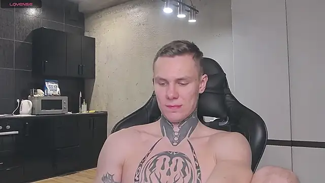 Snapshot of Lechery_boy chatting on January 21, 2025, 8:11 pm Lechery boy online show from January 21, 2025, 8:11 pm