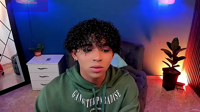 Noah Smith04 online show from November 7, 2025, 4:34 am