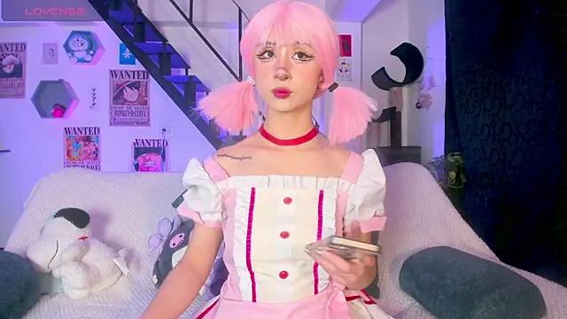 MonxxsLove online show from February 11, 2026, 4:39 am