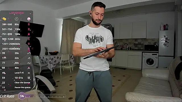 ZackFraser online show from March 17, 2025, 8:29 am