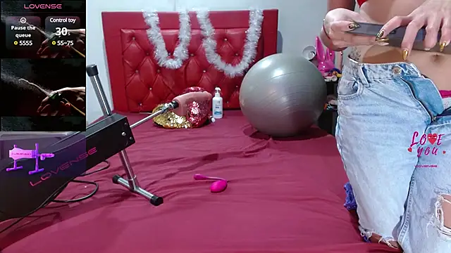 cleopatraa online show from January 15, 2025, 10:02 pm