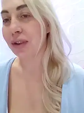 Snapshot of HotJanet chatting on January 15, 2025, 9:30 pm HotJanet online show from January 15, 2025, 9:30 pm