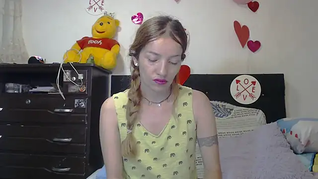 Snapshot of valerivegass chatting on February 18, 2026, 1:18 pm valerivegass online show from February 18, 2026, 1:18 pm