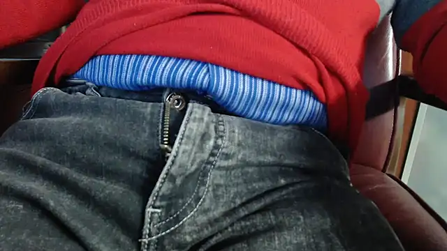 smoothandtiny online show from March 22, 2025, 6:43 am