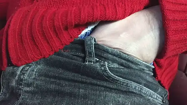 smoothandtiny online show from March 23, 2026, 3:27 pm