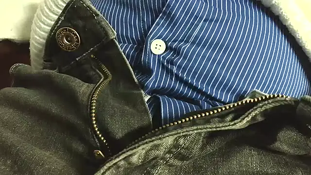 smoothandtiny online show from March 26, 2026, 7:36 am