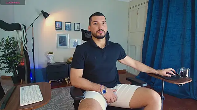 HenryBenso online show from April 17, 2026, 3:48 pm