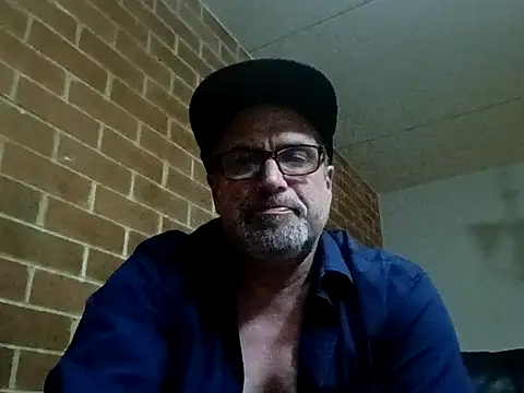 Naked Sk8r online show from January 18, 2026, 5:33 am