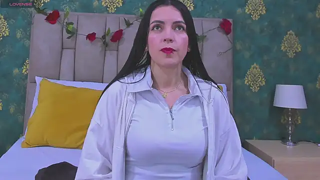 SuzanSmithh online show from November 25, 2025, 11:10 am