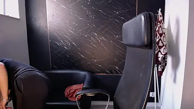 viktoria lovely online show from November 6, 2025, 1:12 pm