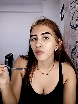 karol cortes 18 online show from December 5, 2024, 11:40 pm