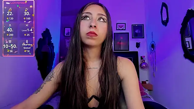  cloe martinez online show from December 6, 2024, 6:48 am