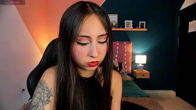  cloe martinez online show from January 29, 2025, 11:46 pm