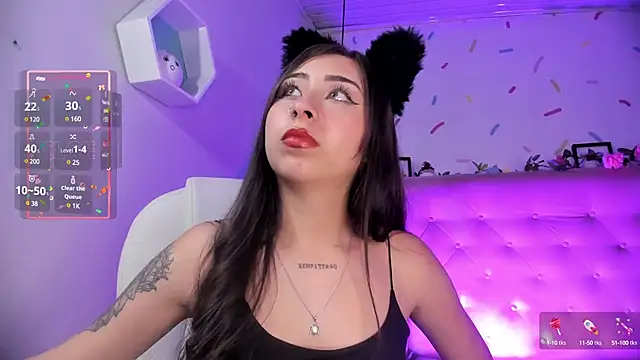  cloe martinez online show from February 20, 2025, 11:43 pm