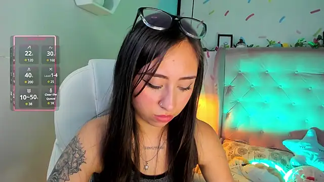  cloe martinez online show from February 22, 2025, 10:20 pm