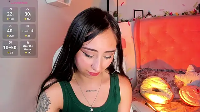  cloe martinez online show from March 17, 2025, 9:23 pm