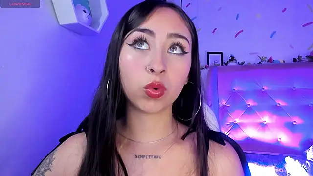  cloe martinez online show from March 21, 2025, 1:45 am