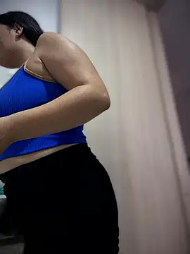 Natalia Cleark09 online show from October 26, 2025, 4:02 pm