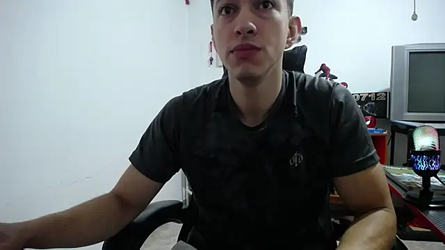 Iam yourbabyprincess XD online show from February 9, 2026, 7:40 pm