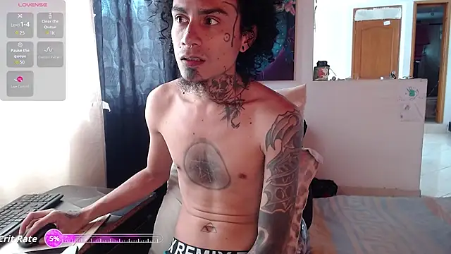 Snapshot of Tiffany_prettygirl chatting on February 20, 2026, 7:36 pm Tiffany prettygirl online show from February 20, 2026, 7:36 pm