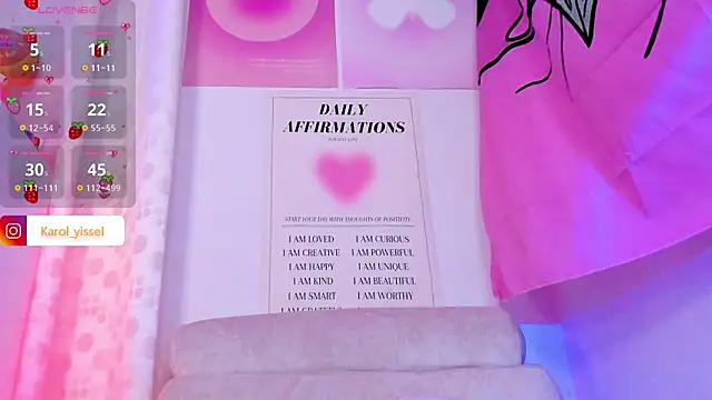 Hinataw33d01 online show from March 13, 2025, 6:58 am