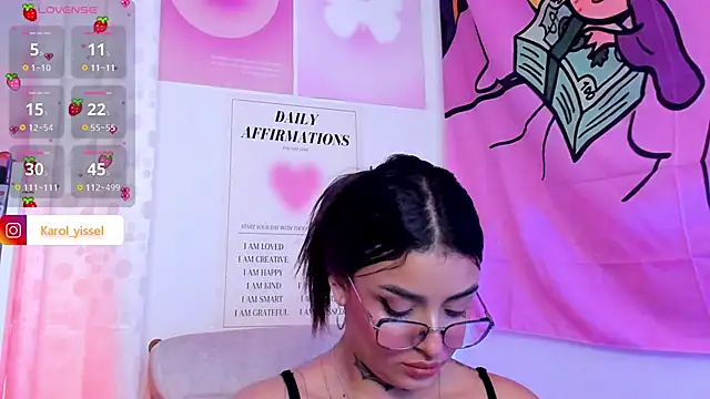 Hinataw33d01 online show from March 14, 2025, 1:05 am