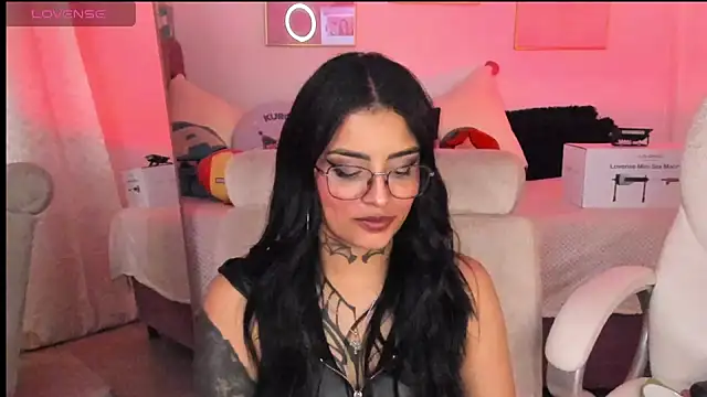 Hinataw33d01 online show from October 15, 2025, 2:55 am