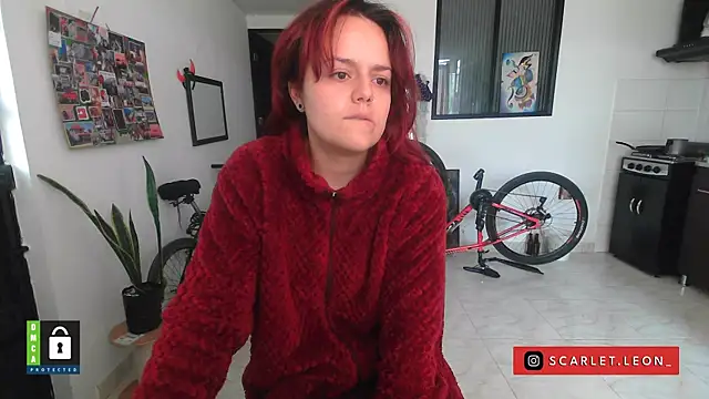 Scarletleon77 online show from October 3, 2025, 1:19 pm