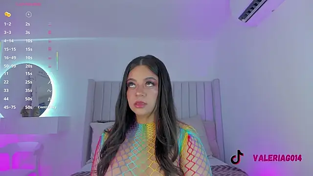 sarah-bonneth online show from October 27, 2025, 11:36 am