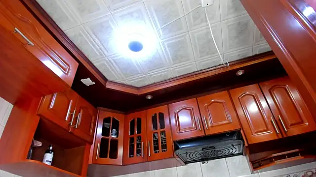 MelissaaCortes online show from February 13, 2025, 1:40 am