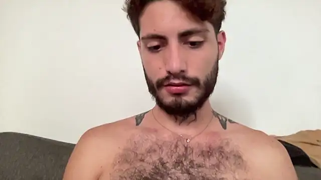 Snapshot of axel_giracr chatting on January 11, 2025, 4:46 pm axel giracr online show from January 11, 2025, 4:46 pm