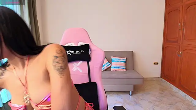 lili jade222 online show from October 17, 2025, 1:57 pm