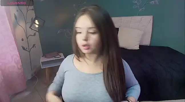 MariamCute  online show from March 19, 2025, 8:32 pm