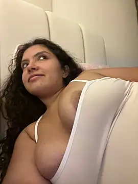 Nathcurly  online show from October 5, 2025, 1:37 am