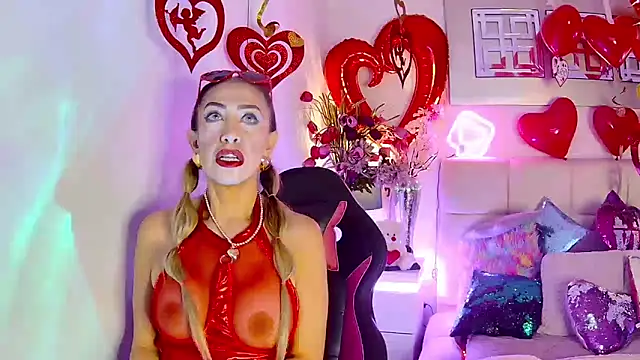 Snapshot of EvelinaGrey chatting on February 14, 2026, 9:39 am EvelinaGrey online show from February 14, 2026, 9:39 am