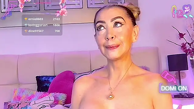 Snapshot of EvelinaGrey chatting on February 25, 2026, 9:08 am EvelinaGrey online show from February 25, 2026, 9:08 am