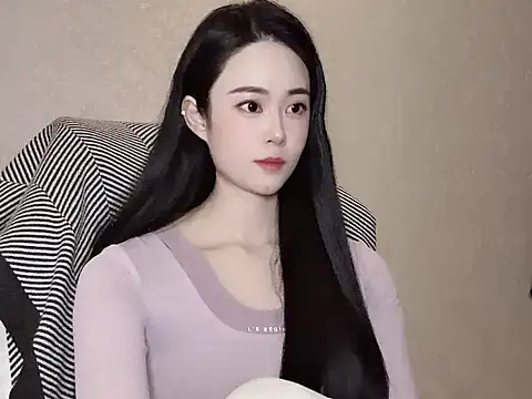 MM 007700 online show from October 29, 2025, 7:32 am