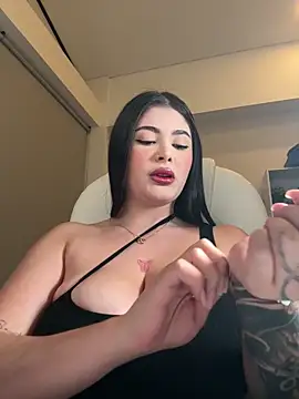 misslollipop04 online show from April 13, 2026, 2:17 am