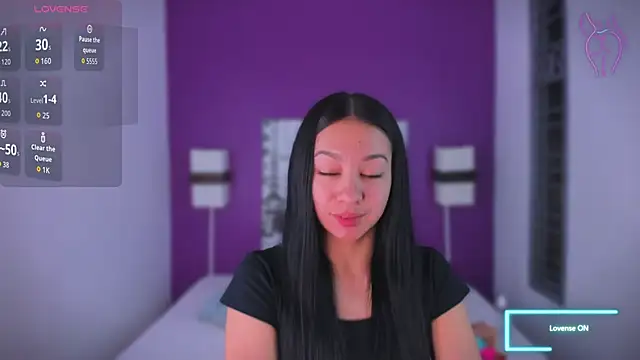 Lila Pinky online show from September 26, 2025, 1:04 pm