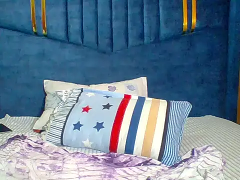 QueenMelisa online show from February 28, 2026, 3:40 am