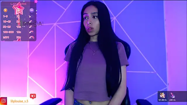 lilylouisee online show from November 6, 2025, 2:51 pm