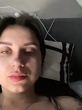 ellie ssexy online show from March 14, 2025, 4:10 am