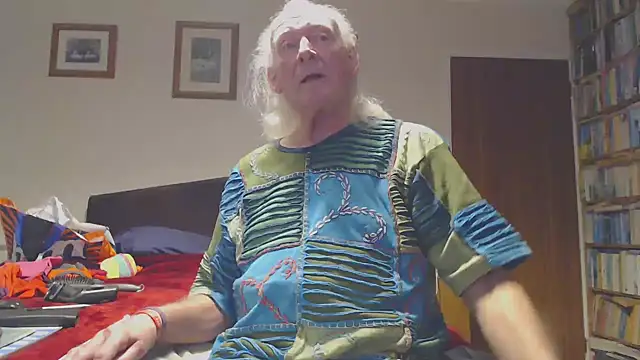 Snapshot of WaverlyKernow chatting on February 7, 2026, 10:41 am WaverlyKernow online show from February 7, 2026, 10:41 am