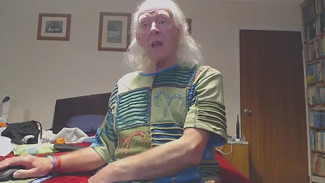 Snapshot of WaverlyKernow chatting on February 20, 2026, 1:33 pm WaverlyKernow online show from February 20, 2026, 1:33 pm