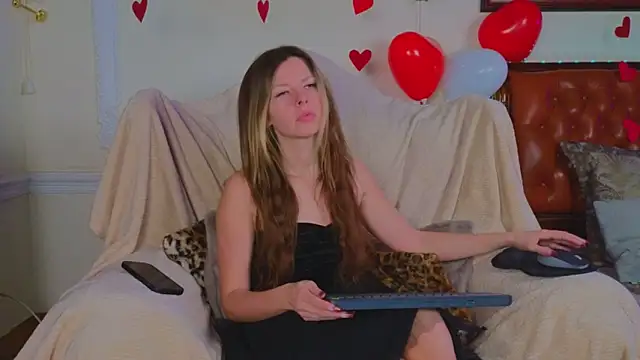 Real Tini online show from February 17, 2025, 6:20 am